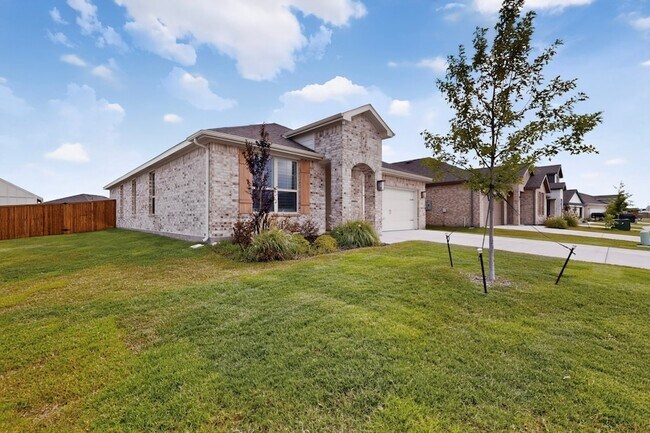 Building Photo - 114 Drovers Dr