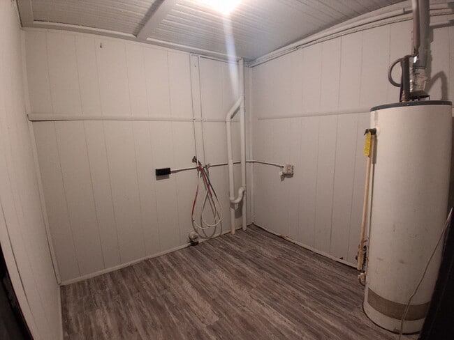 Building Photo - 503.5 Collett-