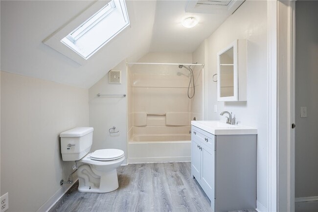 Building Photo - 1874 Blossom Rd