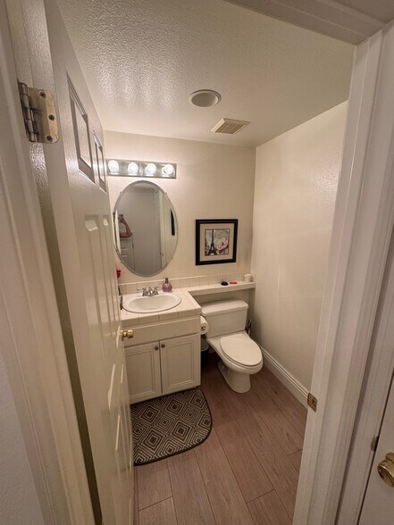 Half Bathroom - 4600 Don Lorenzo Dr