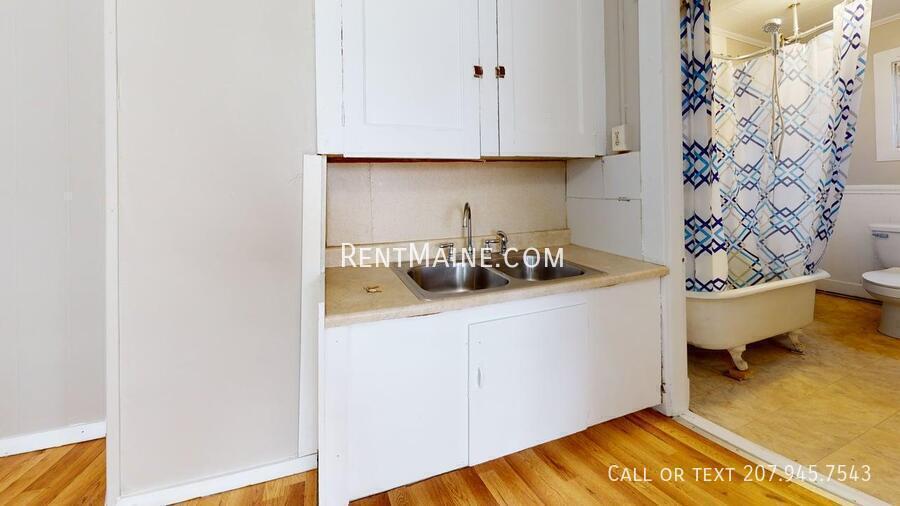 Building Photo - 124 York St