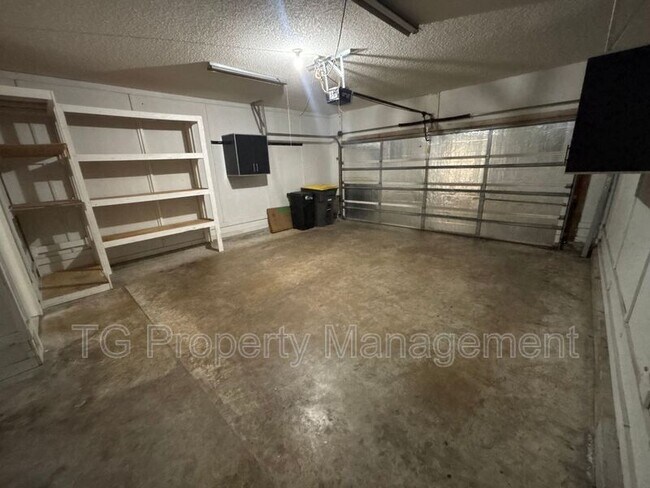 Building Photo - 8605 Tower Falls Dr