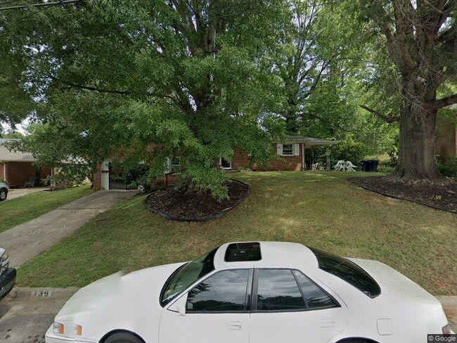 Primary Photo - 139 Wildhurst Ln