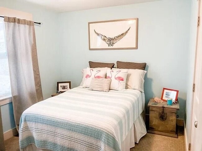 Building Photo - 12 Park Ave