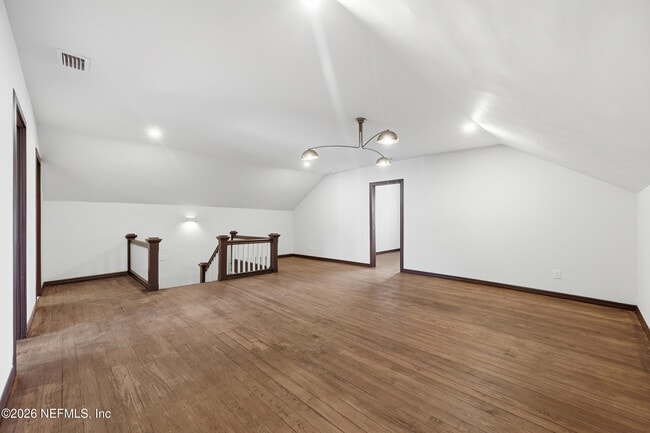 Building Photo - 2979 St Johns Ave