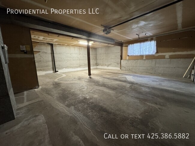 Building Photo - 3031 170th Pl SE