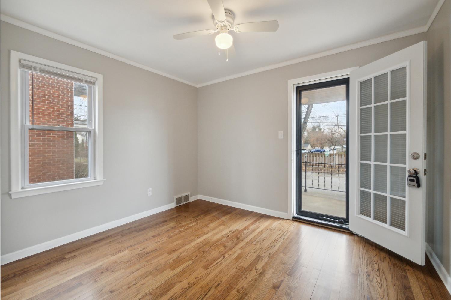 Building Photo - 206 Catalpa Dr