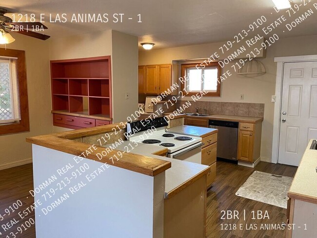 Building Photo - 1218 E Las Animas St