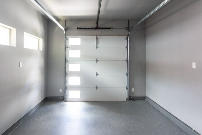 Building Photo - 317-A E 35th St