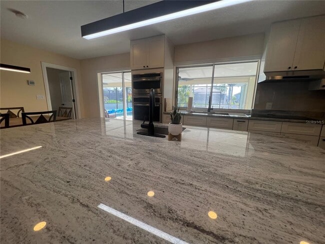 Building Photo - 2533 Rio Tiber Dr