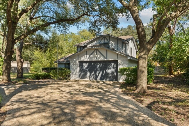 Building Photo - 2807 N 42nd St