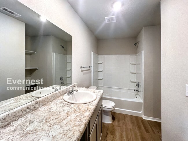 Building Photo - 4511 Olympic Dr