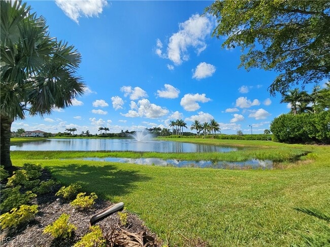 Building Photo - 11559 Shady Blossom Dr