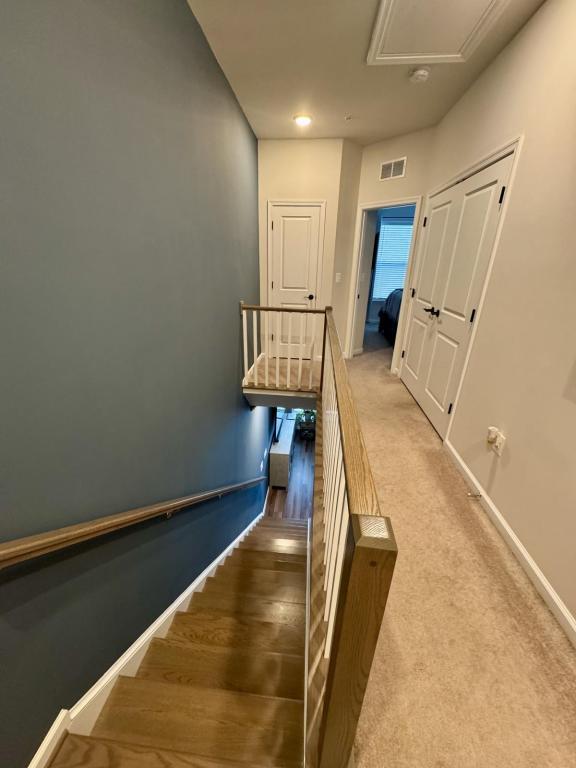 Building Photo - 211 Narrowleaf Way