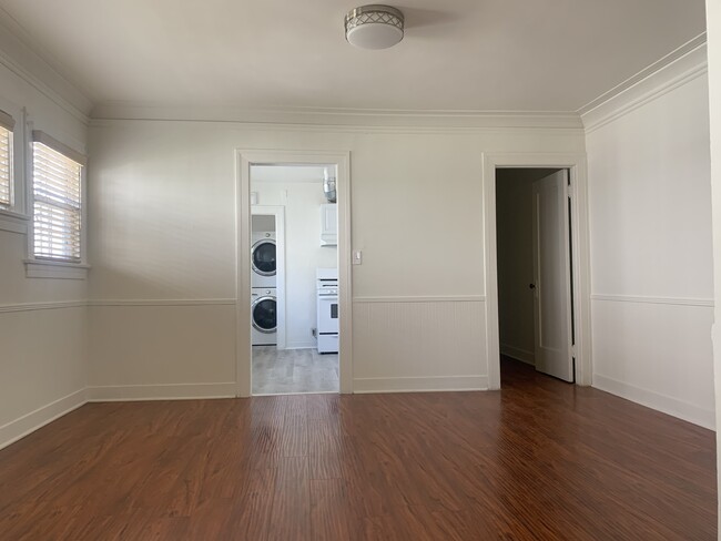 Dining Room - 1160 S Hudson Ave