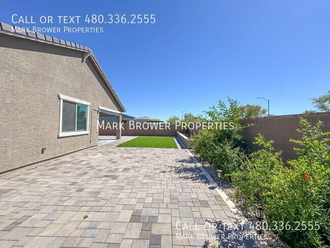 Building Photo - 72 S 157th Ln