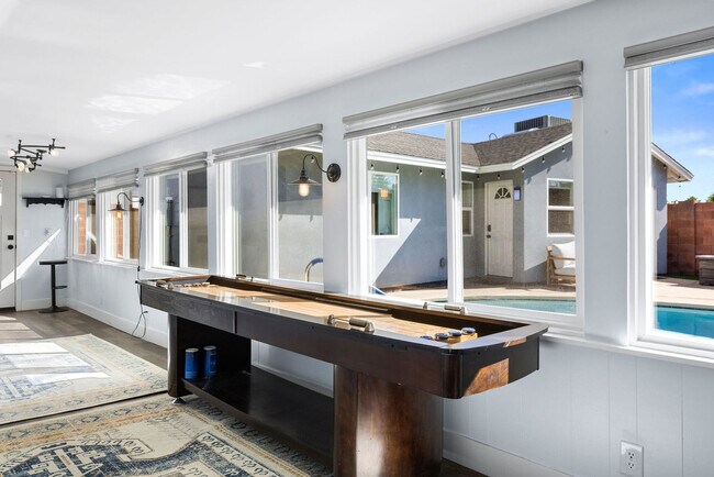 Building Photo - 8259 E Mulberry Ln