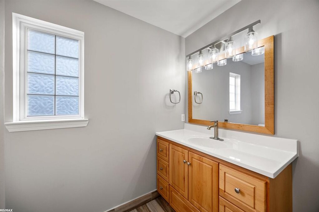 Building Photo - 14230 Moravian Manor Cir