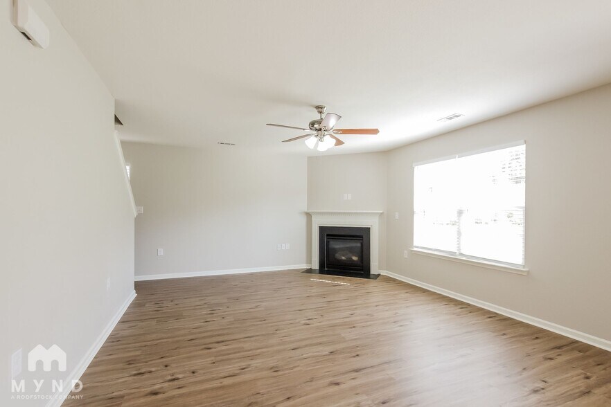 Building Photo - 956 Cassidy Dr