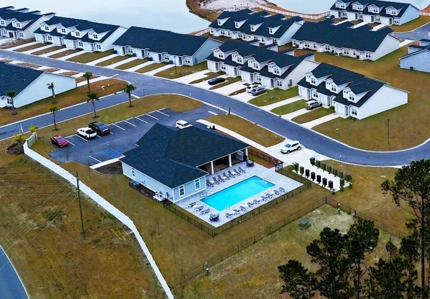 Building Photo - 1002 Walker Point Way