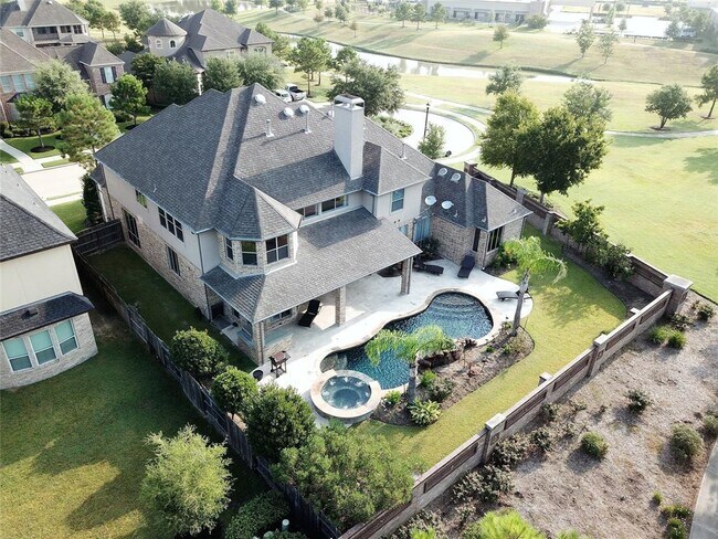 Building Photo - 27411 Robillard Springs Ln