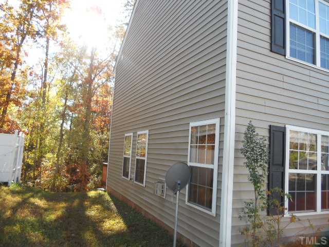 Building Photo - 815 Woodgreen Dr