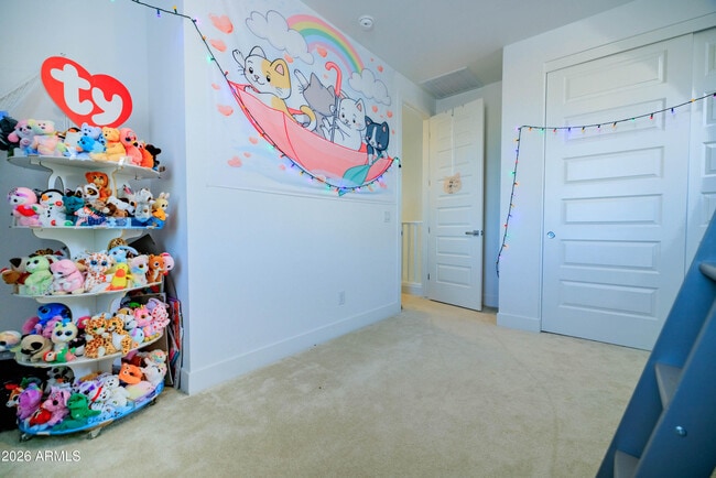 Building Photo - 21513 E Sparrow Dr