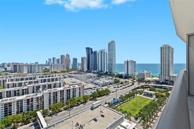 Building Photo - 300 Sunny Isles Blvd