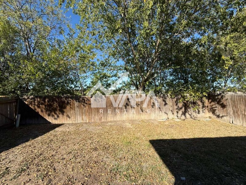 Building Photo - 9159 Everton