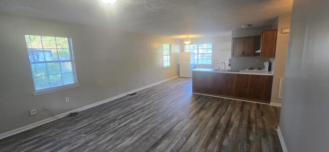 Building Photo - 23 Scarbrough Ln