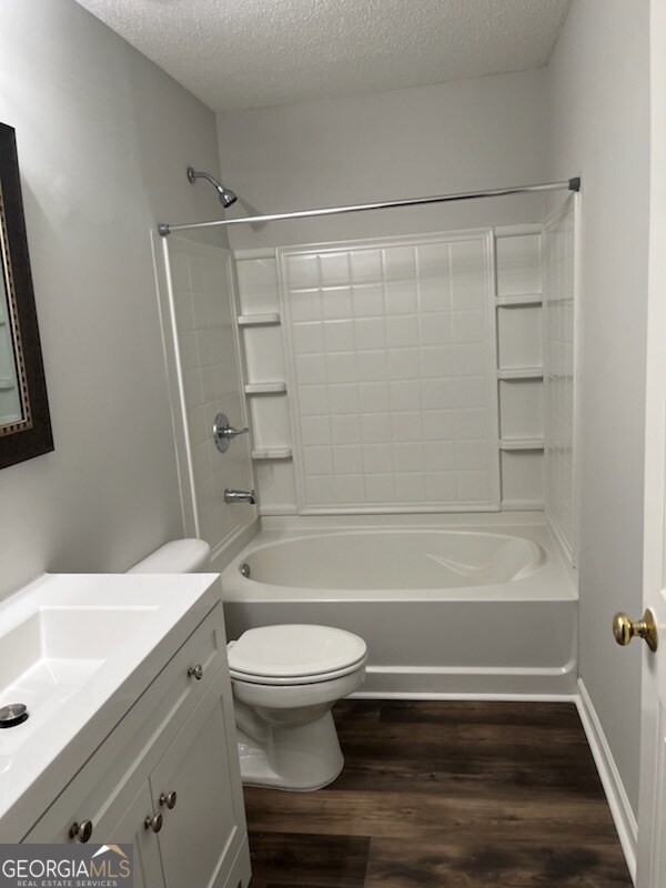 Building Photo - 212 Riverstone Commons Cir