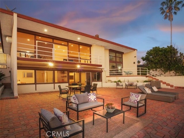 Building Photo - 2105 W Paseo Del Mar