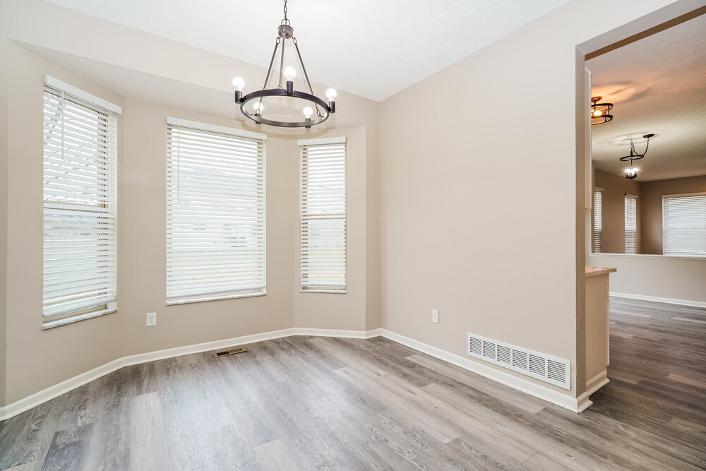 Building Photo - 925 Mahle Dr