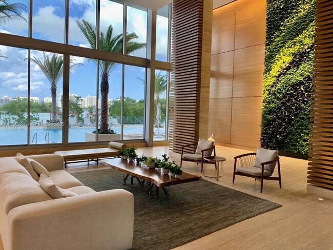 Primary Photo - 16385 Biscayne Blvd