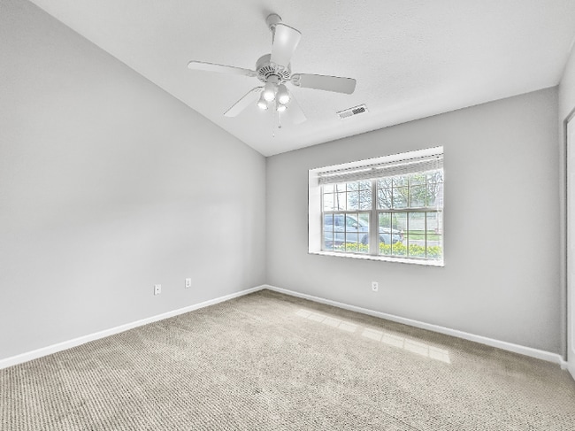 Building Photo - Beautiful 2 Beds 2 Baths Villa w/ Sunroom