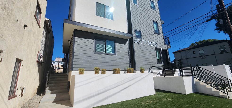 Building Photo - 5077 Pickford St