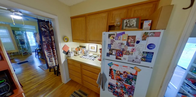 Building Photo - 3D Tour Available - Close to City Park + Garage Parking + Washer & Dryer! Available August 5th!