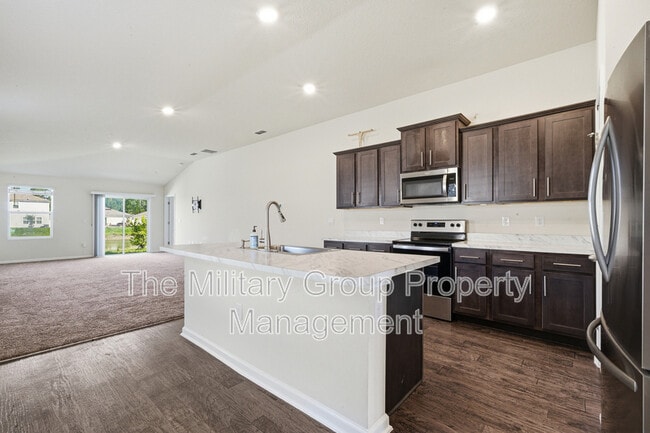 Building Photo - 15729 Equine Gait Dr