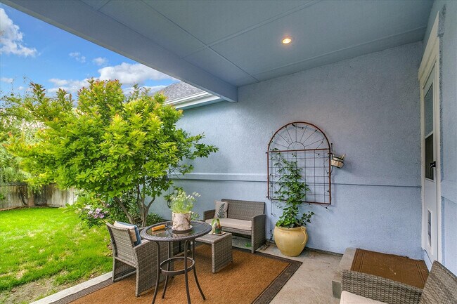 Building Photo - Beautiful Home In Hidden Springs