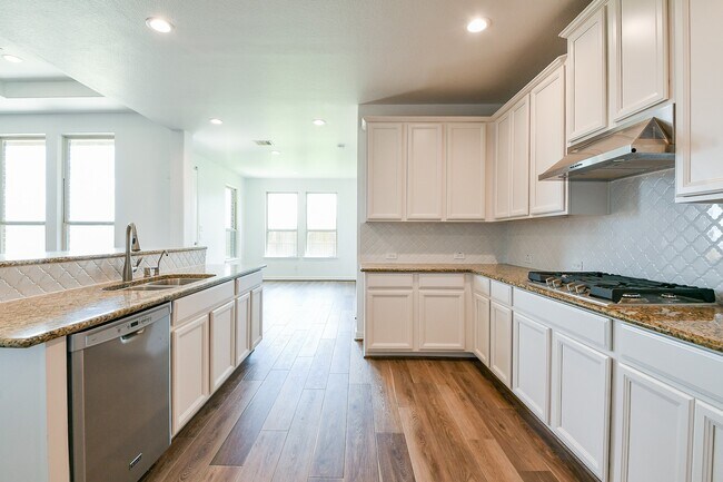 Building Photo - 1215 Redstone Glen Ln