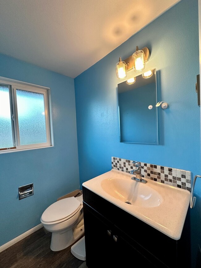 Building Photo - 1812 Brittany St