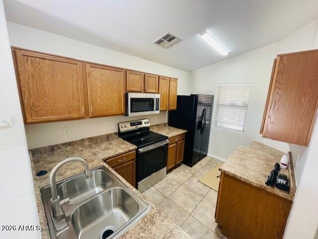 Building Photo - 35747 W Velazquez Dr
