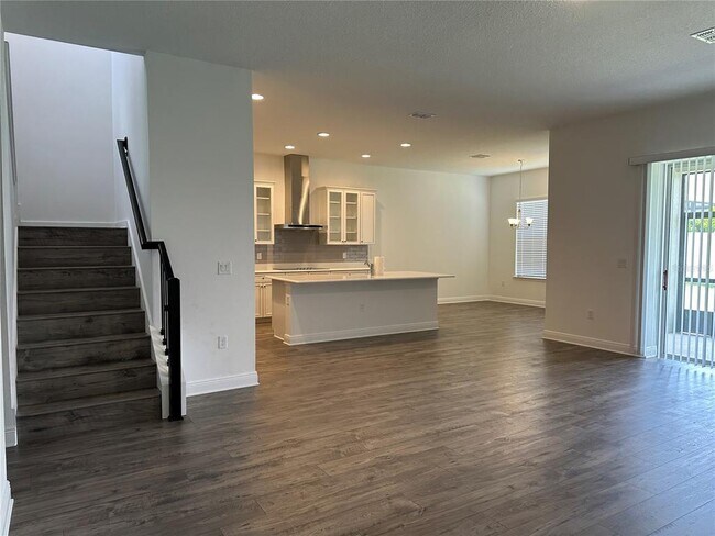 Building Photo - 15161 Lake Bessie Loop