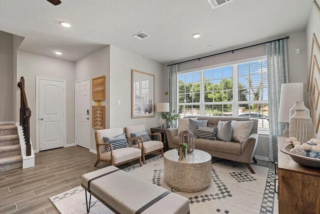 Primary Photo - 2948 Percheron Dr