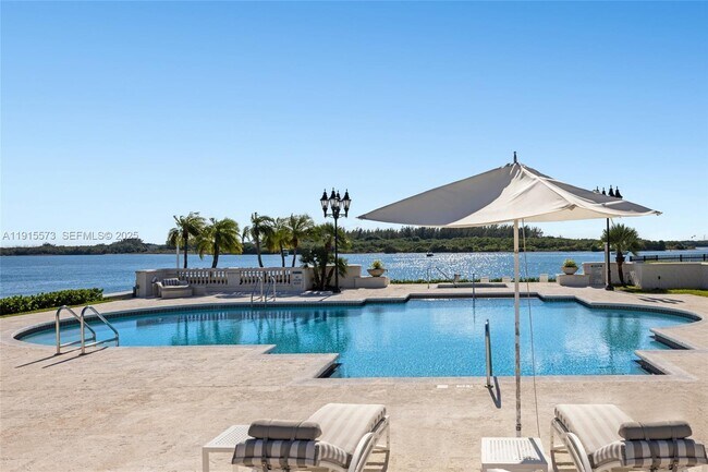 Building Photo - 4924 Fisher Island Dr