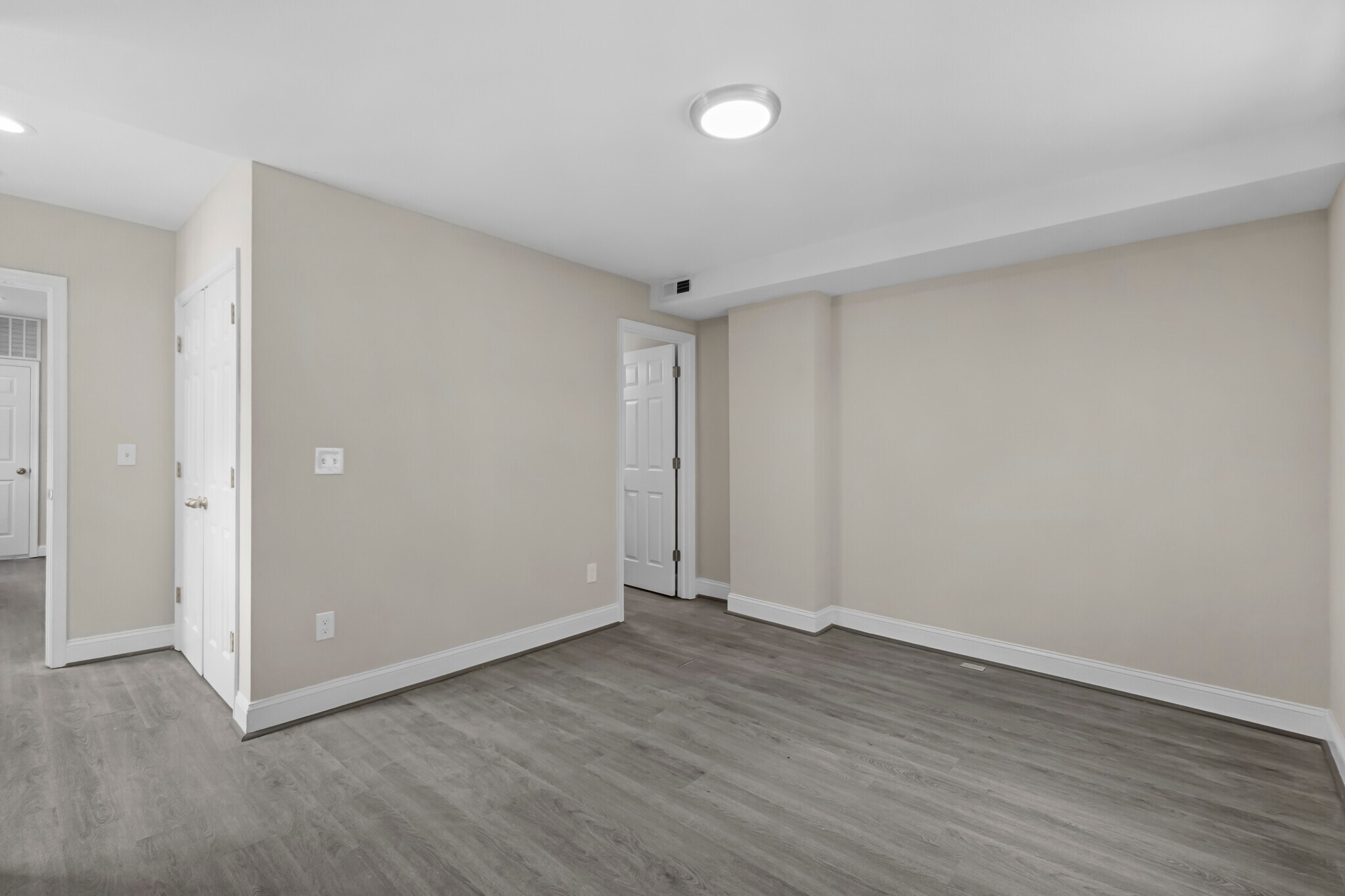 Building Photo - 2268 Druid Park Dr