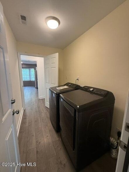 Building Photo - 714 San Juan Rd