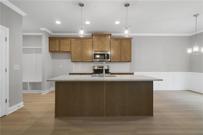 Building Photo - 2083 Easterwood Ct.