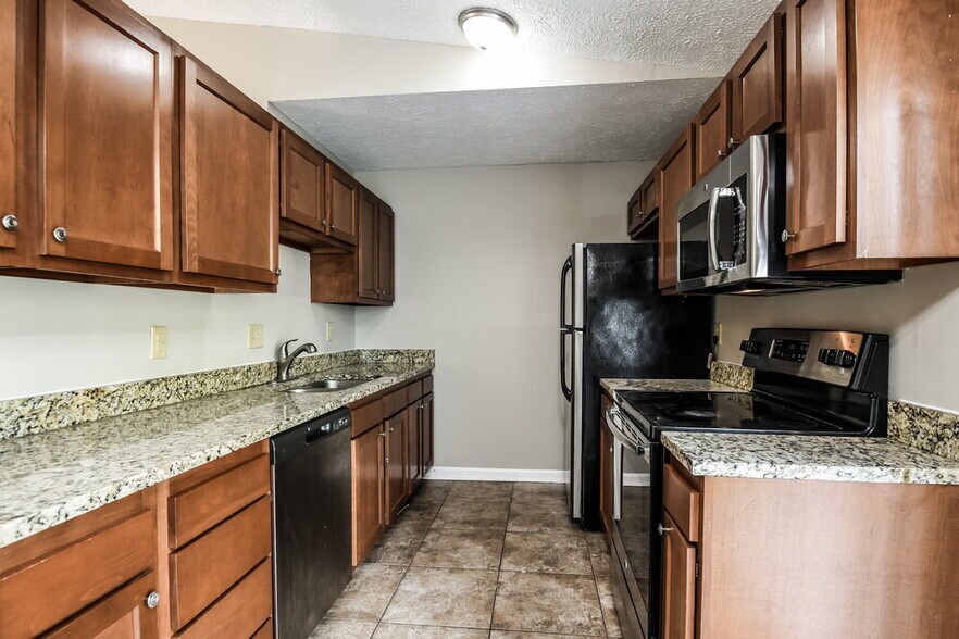 Building Photo - 8131 Sheroak Ct