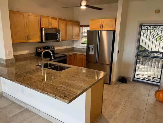 Building Photo - 73-1103-1103 Nuuanu Pl